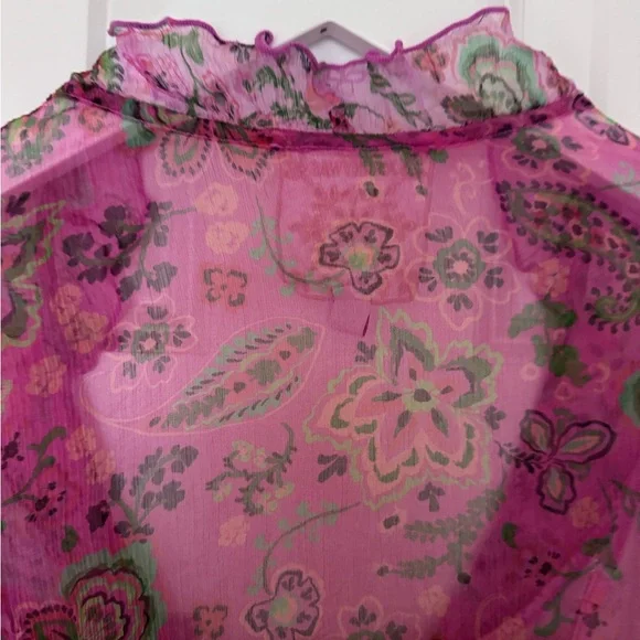 JOHNNY WAS-Jade
Foxglove Silk Blouse
Size:XL
Excellent Pre-worn condition - Picture 7 of 12